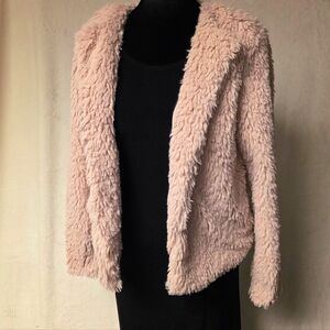 Soft Pink Faux Fur Coat Hook-and-eye Closure With Pockets Size 8.
